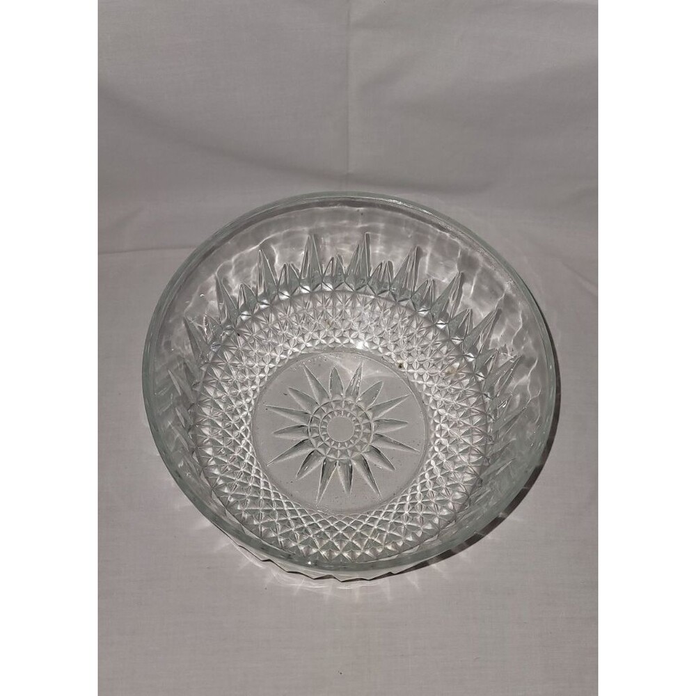 Vintage ARCOROC FRANCE Crystal Starburst Serving Salad Bowl 9" x 4"